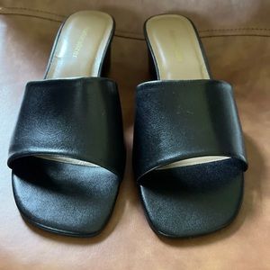 Naturalizer Black Leather Slides-New-Sz 8.5M